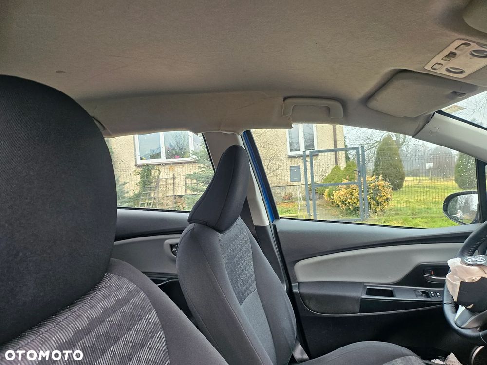 Toyota Yaris 1.33 VVT-i Style - 13