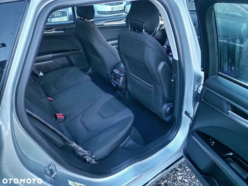 Ford Mondeo SW 2.0 TDCi Titanium - 28