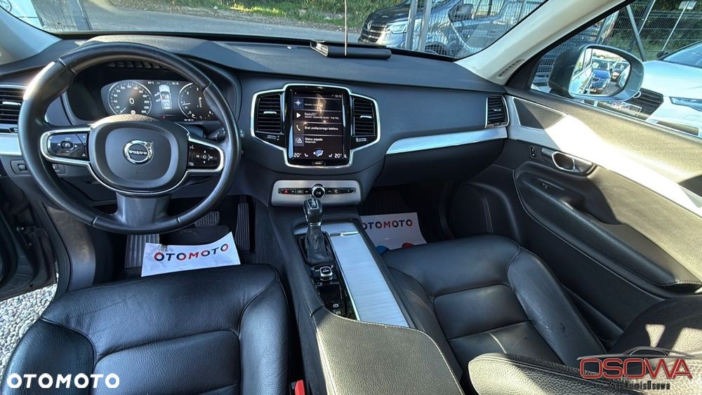 Volvo XC 90 D5 AWD Momentum 7os - 20