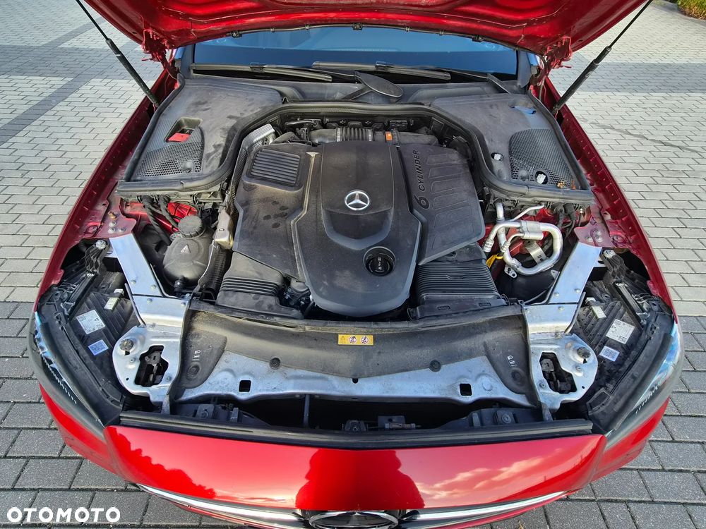 Mercedes-Benz Klasa E 400 d 4Matic 9G-TRONIC AMG Line - 18