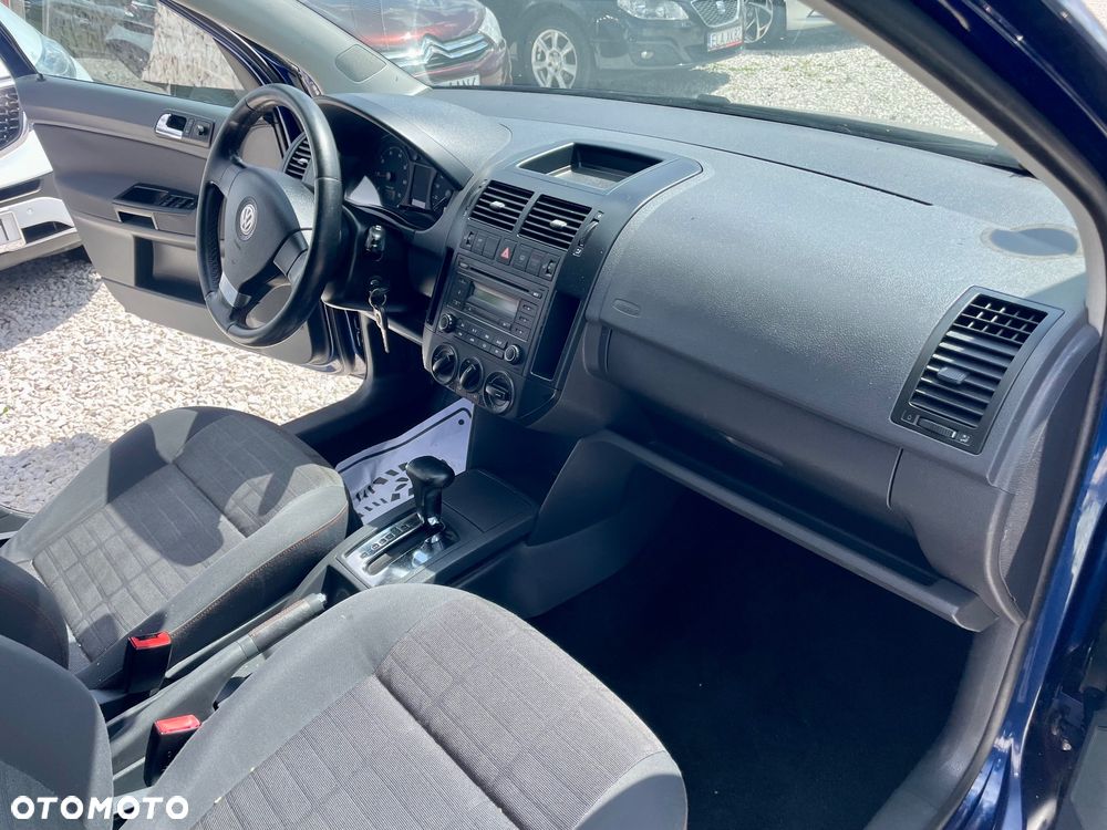 Volkswagen Polo - 4