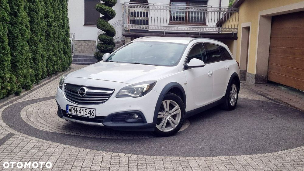 Opel Insignia - 1