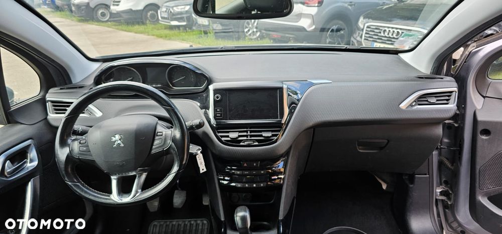 Peugeot 2008 PureTech 110 Stop&Start Allure - 9