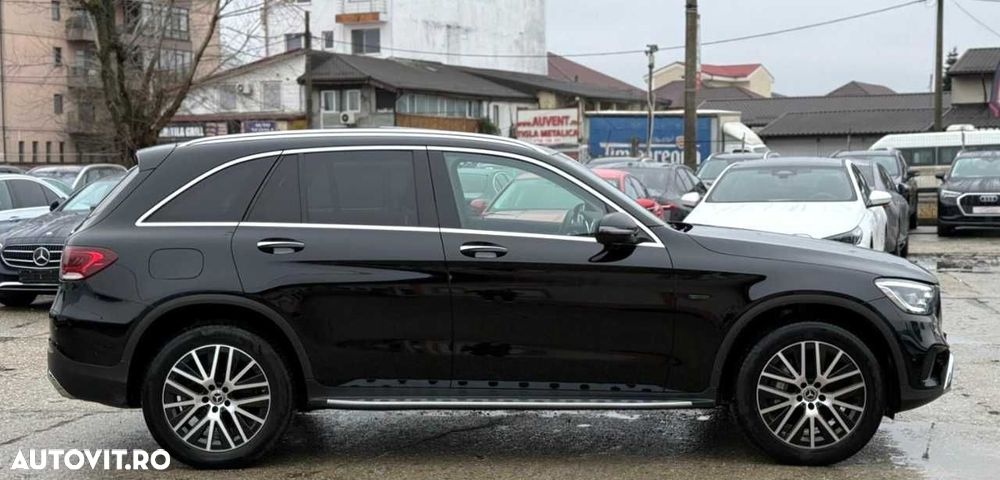 Mercedes-Benz GLC - 10