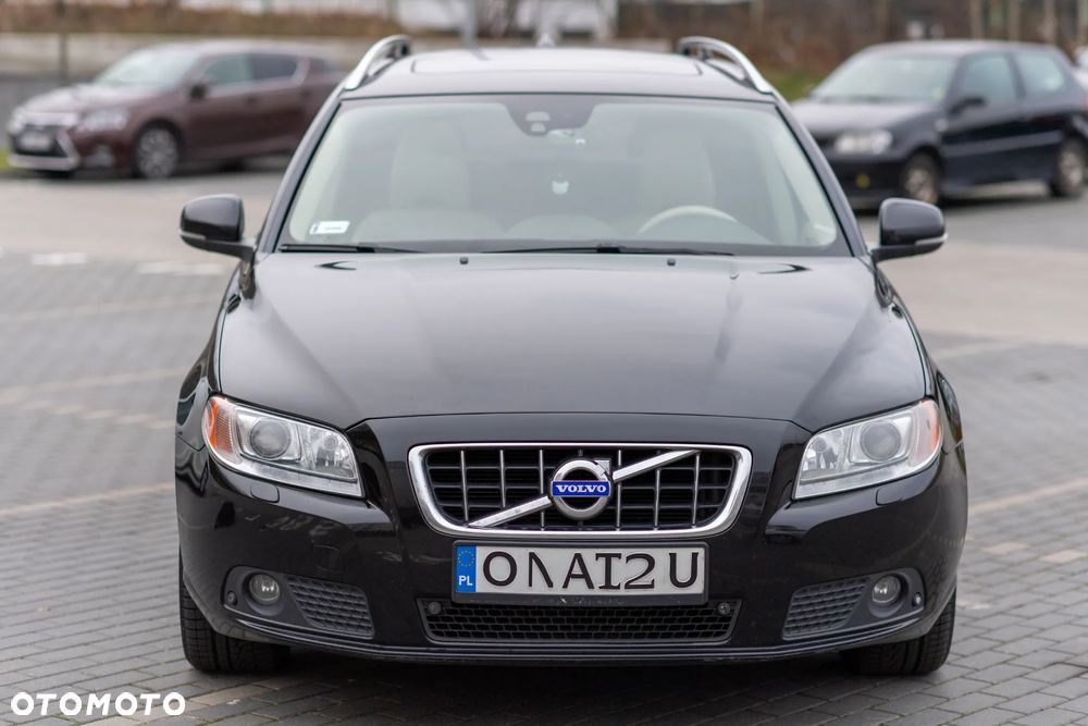 Volvo V70 D3 Summum - 3