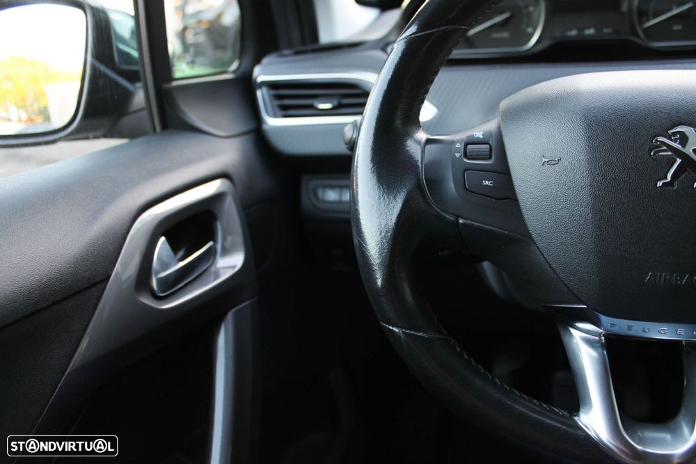 Peugeot 2008 1.6 BlueHDi Style - 7