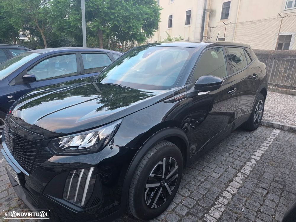 Peugeot 2008 - 12