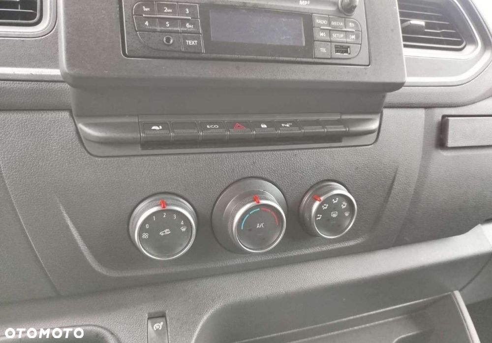 Renault Master - 17