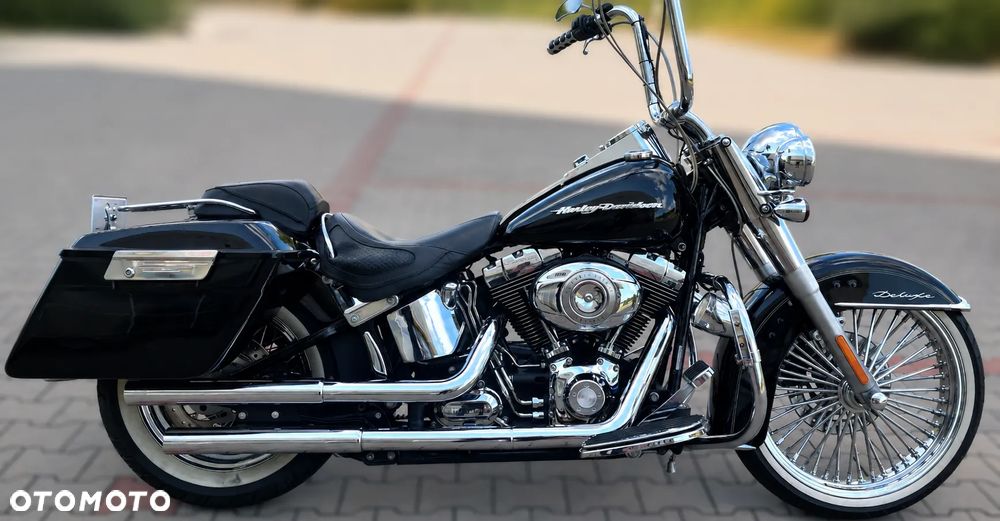 Harley-Davidson Softail Deluxe - 1