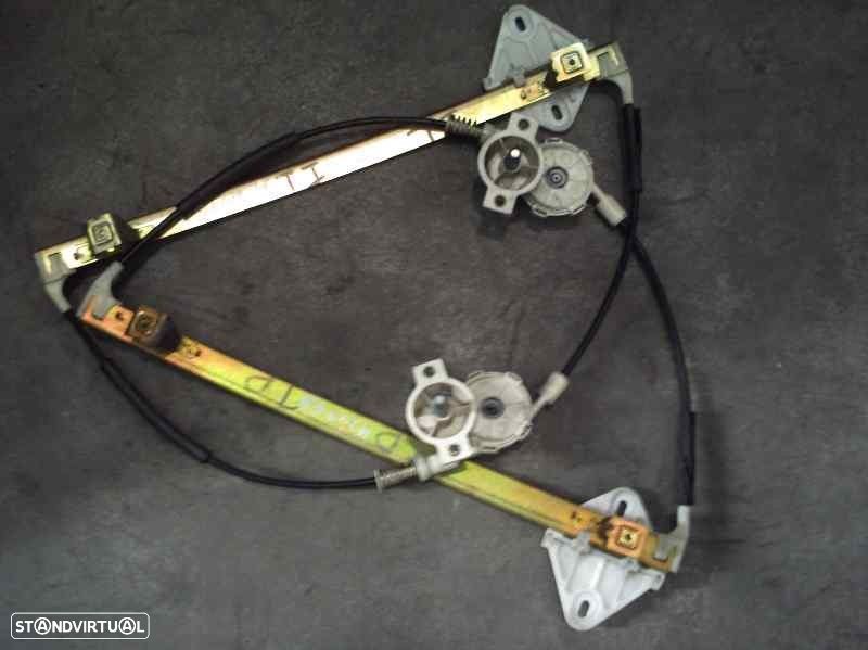 ELEVADOR TRASEIRO DIREITO VOLKSWAGEN PASSAT - 1