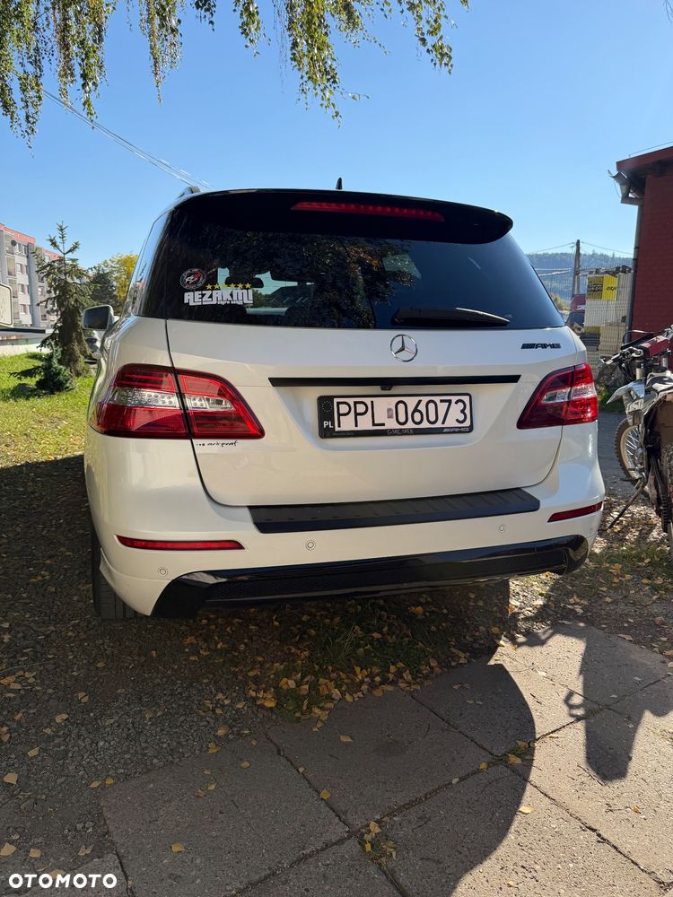 Mercedes-Benz ML 350 BlueTec 4-Matic - 7