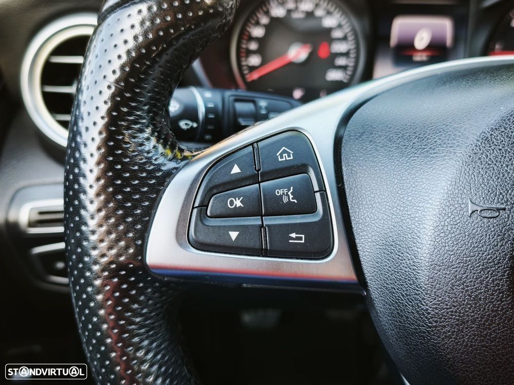 Mercedes-Benz C 220 d AMG Line - 20