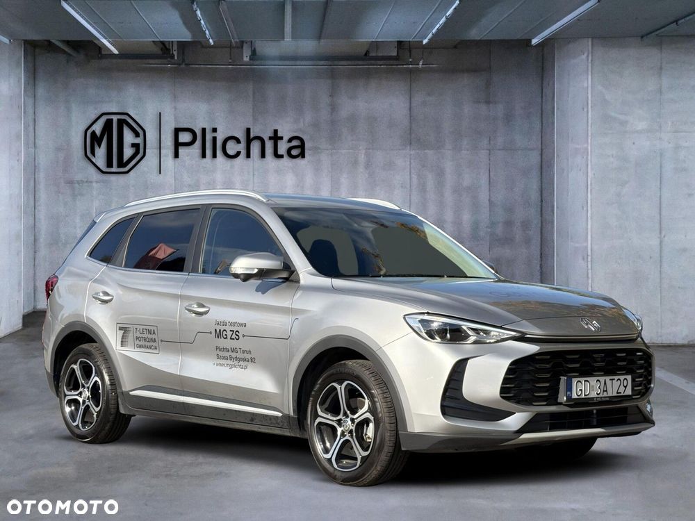 MG ZS - 8