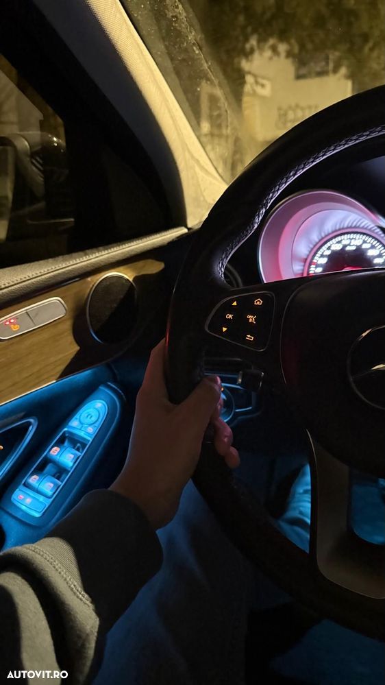 Mercedes-Benz C - 10