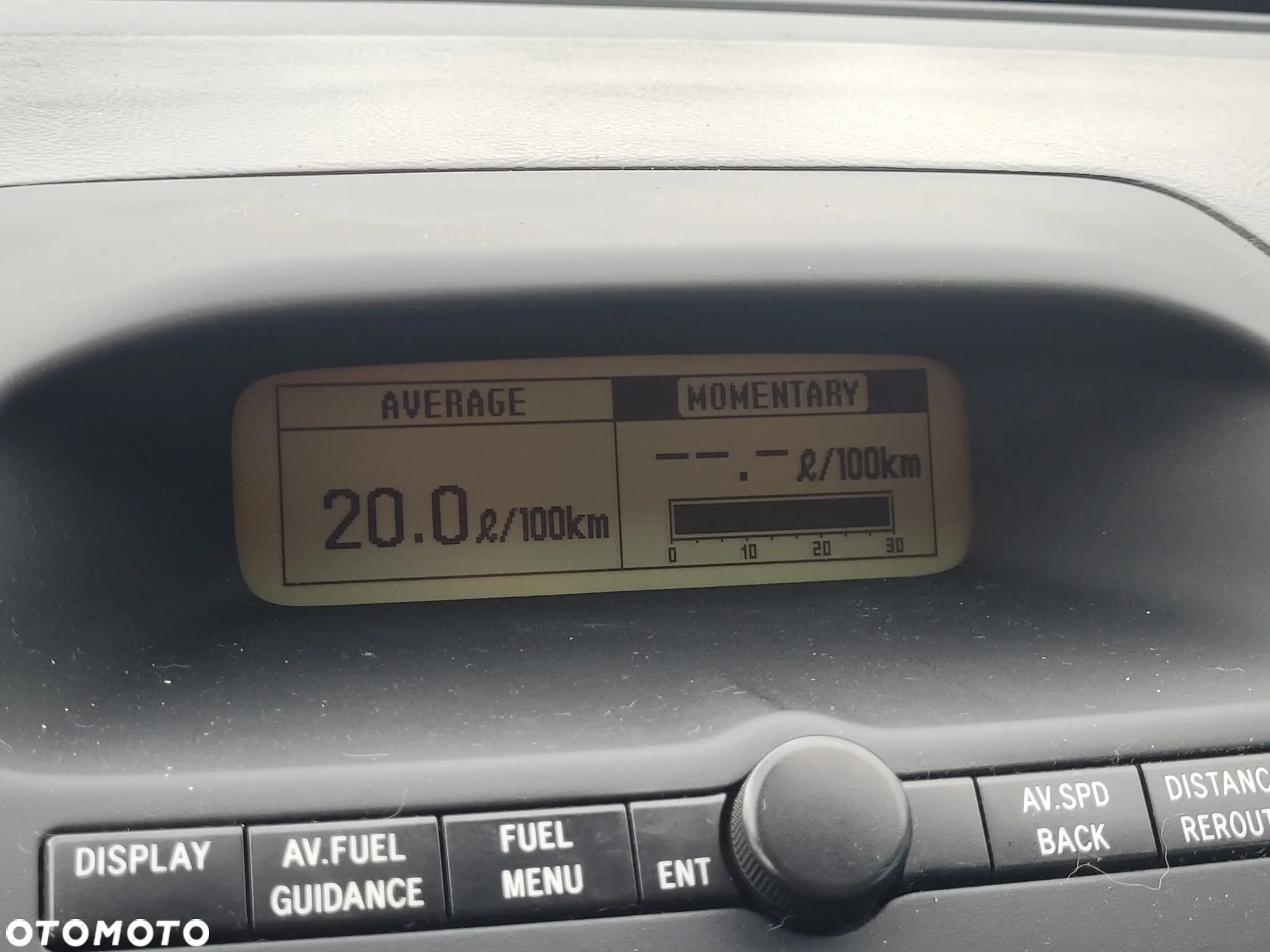 Toyota Avensis - 22