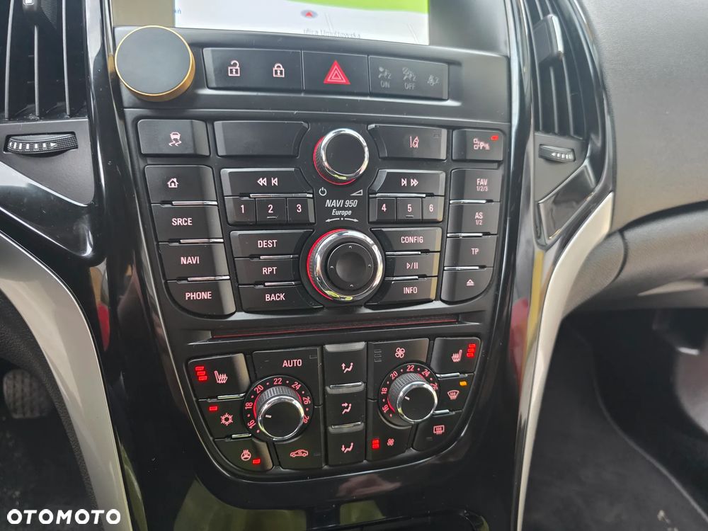 Opel Astra 2.0 CDTI Cosmo - 31