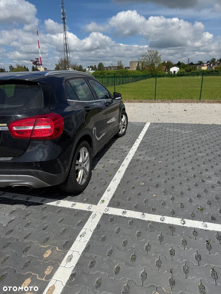 Mercedes-Benz GLA - 3