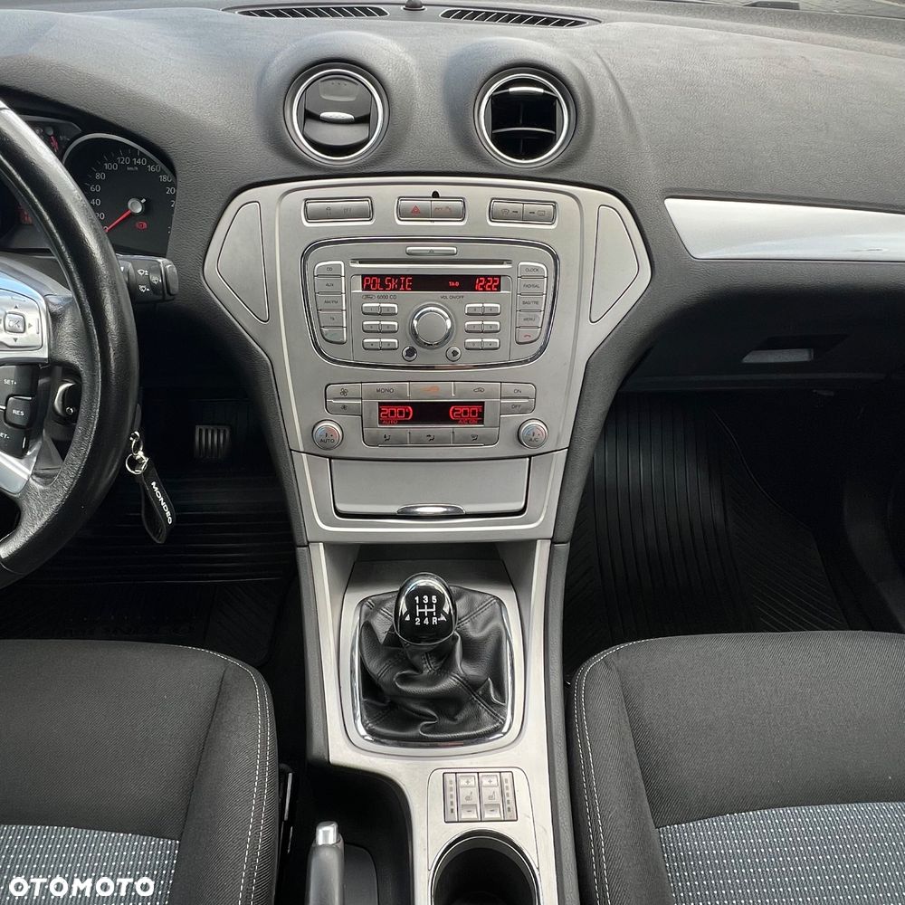 Ford Mondeo 2.0 Gold X Plus - 30