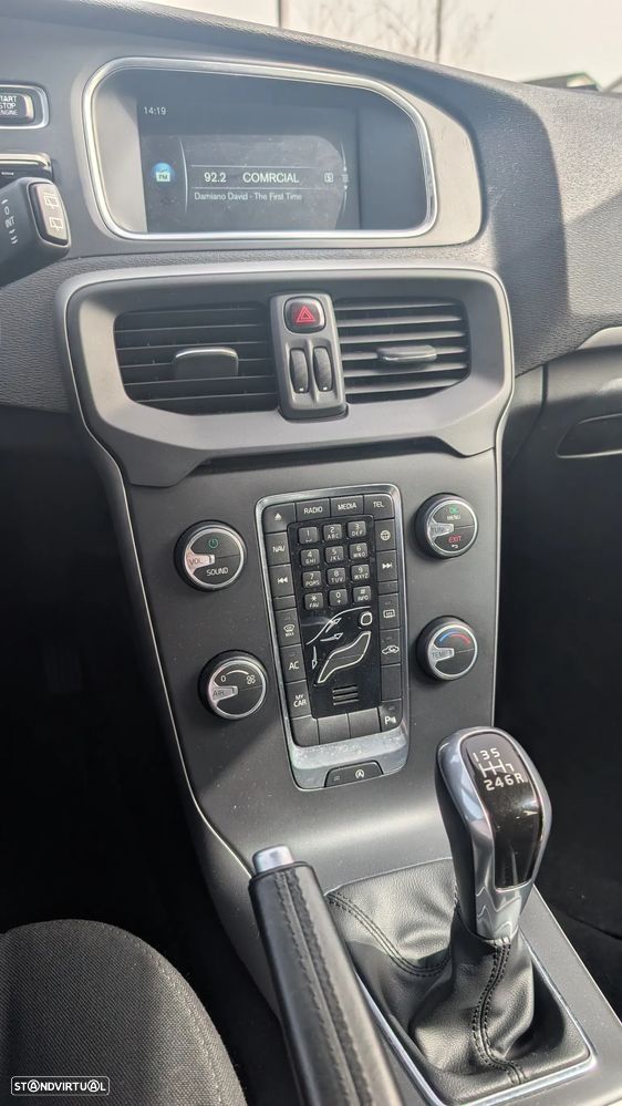 Volvo V40 2.0 D2 Momentum - 13