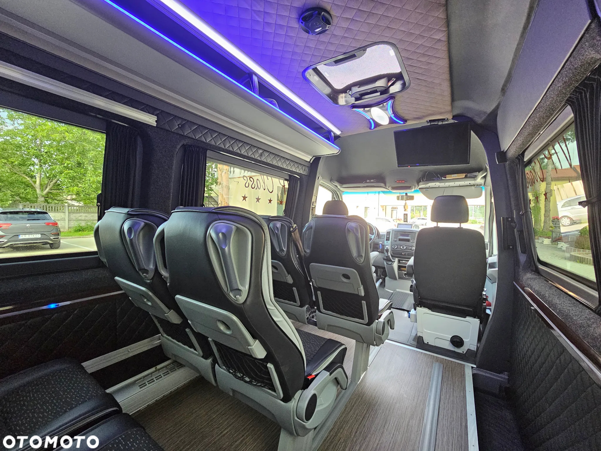 Mercedes-Benz Sprinter - 8