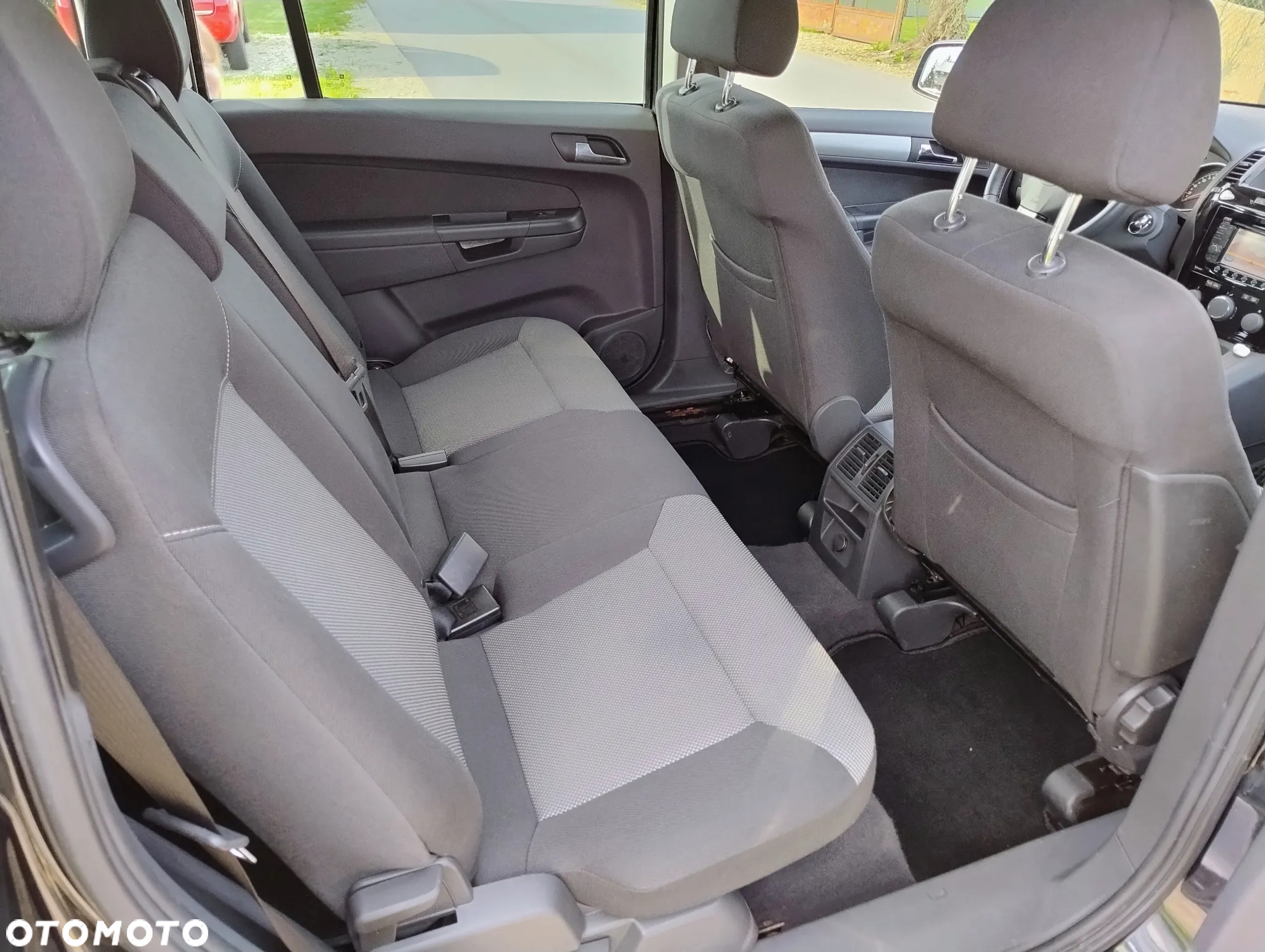 Opel Zafira 1.8 Navi - 17