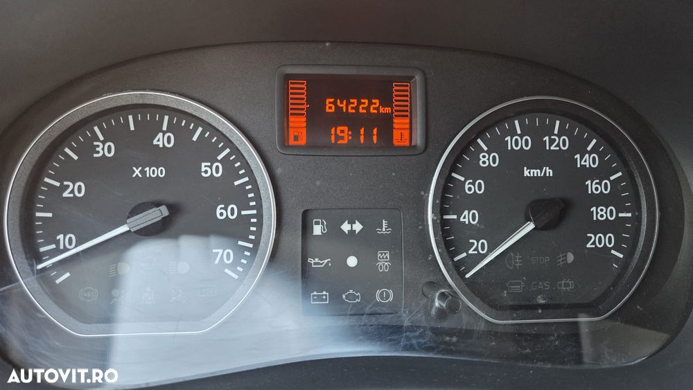 Dacia Logan 1.6 MPI Laureate - 7