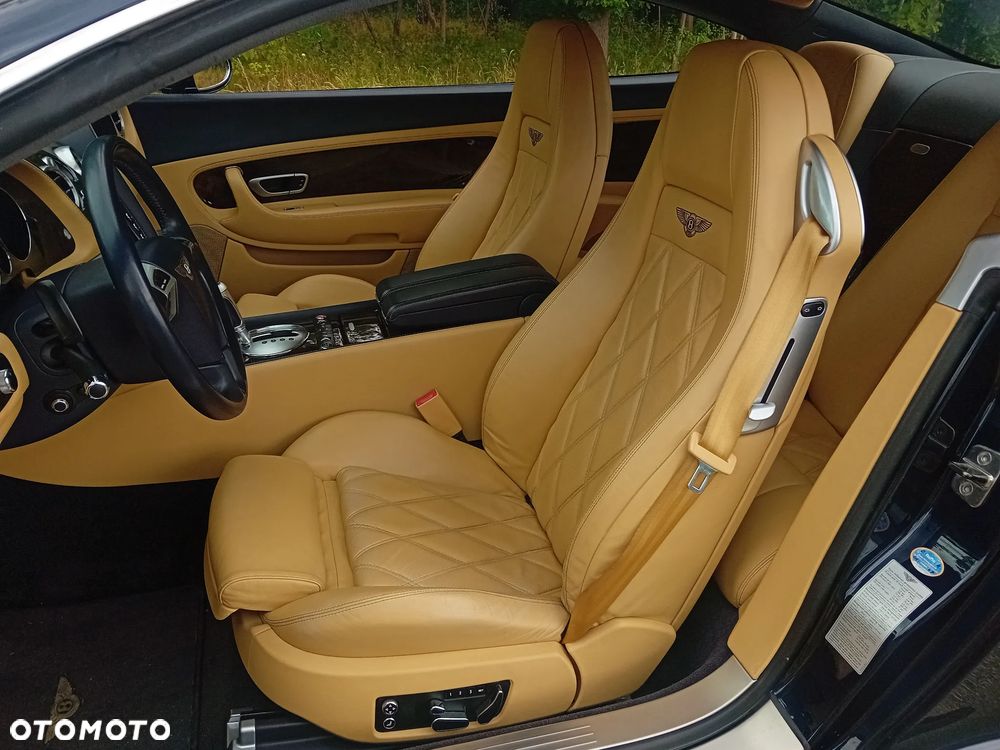 Bentley Continental GT - 8