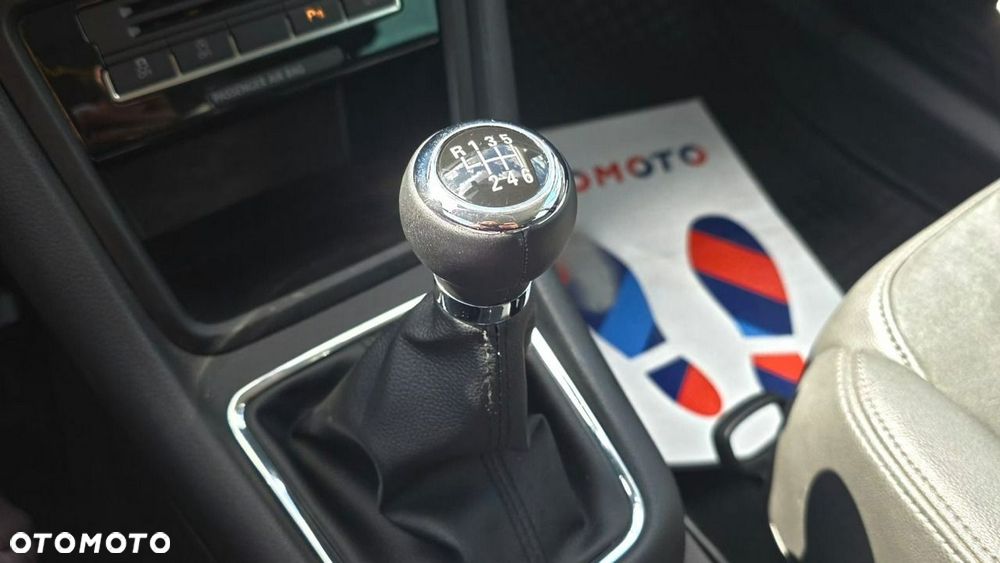 Volkswagen Sharan - 21