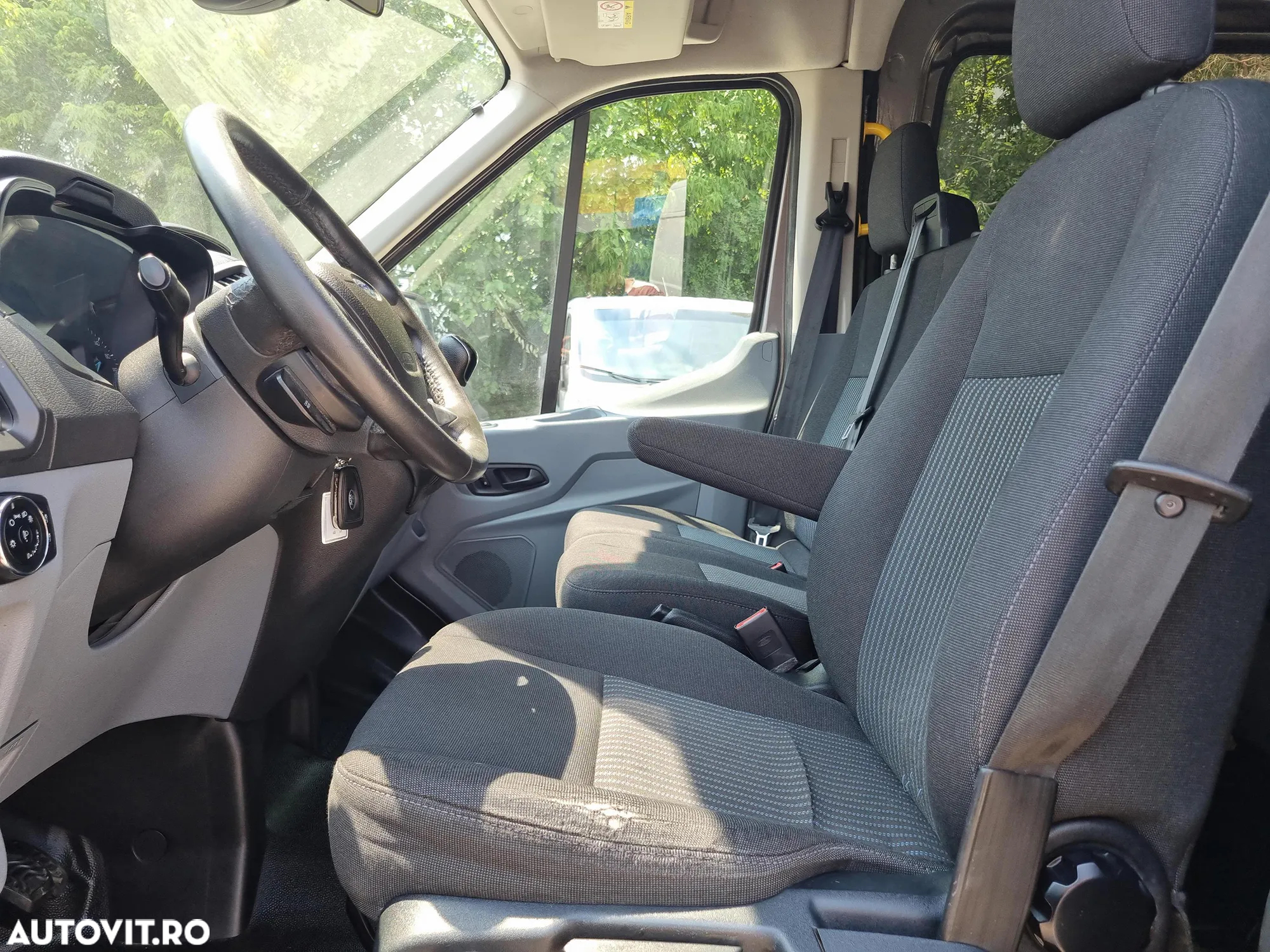 Ford Transit - 24