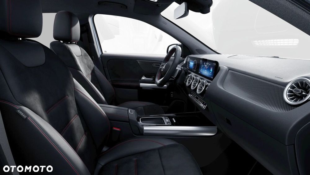 Mercedes-Benz GLA 200 d AMG Line - 16