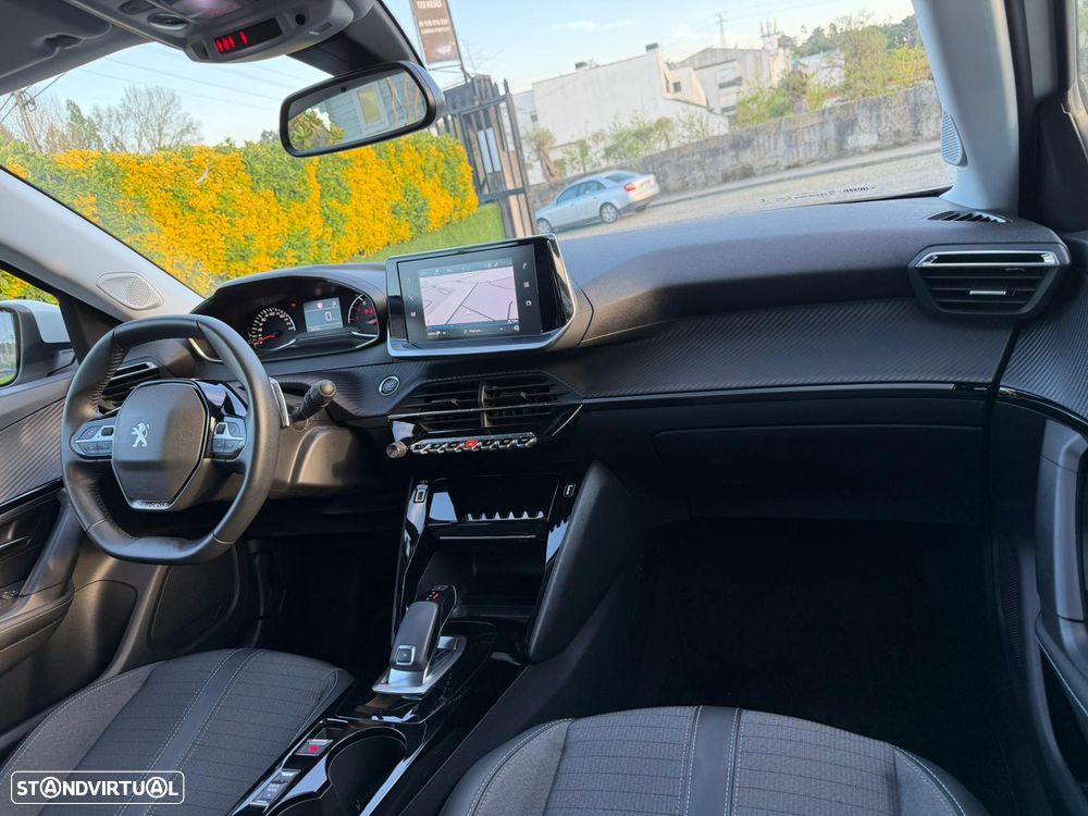 Peugeot 2008 PureTech 110 GPF Stop&Start EAT6 Allure - 9