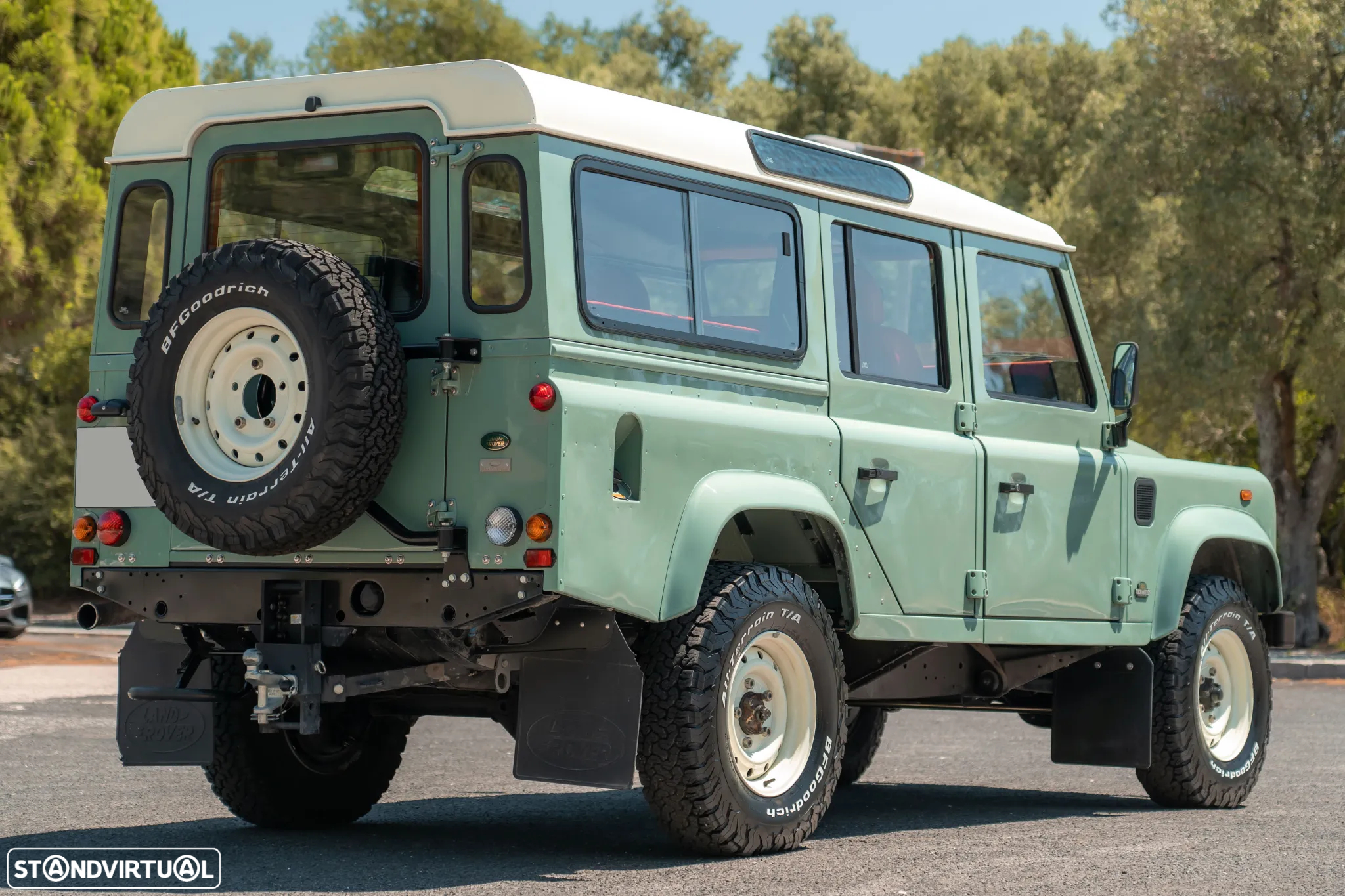 Land Rover Defender 110 SW 2.5 Td5 SE - 7