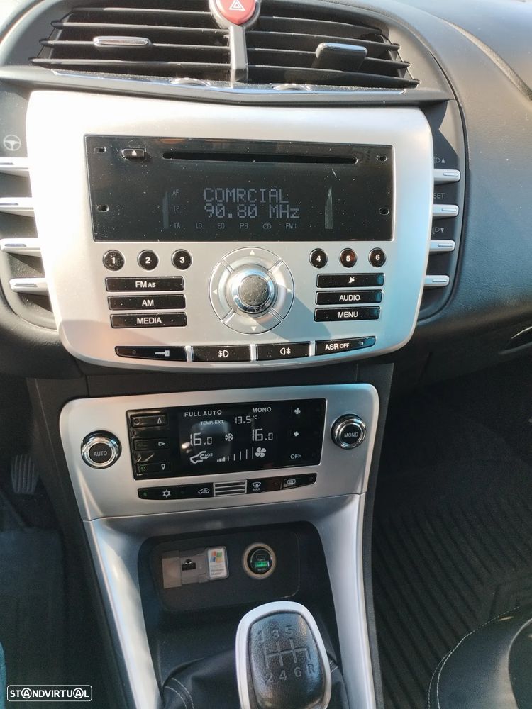 Lancia Delta 1.6 M-Jet Oro - 8