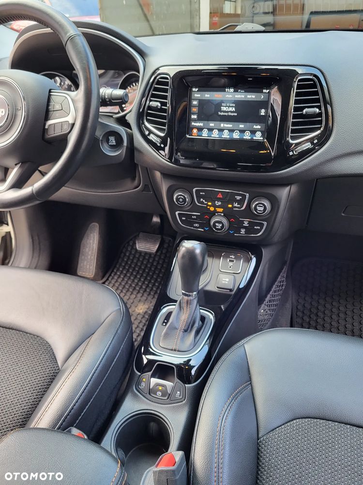 Jeep Compass 1.4 TMair Limited 4WD S&S - 12