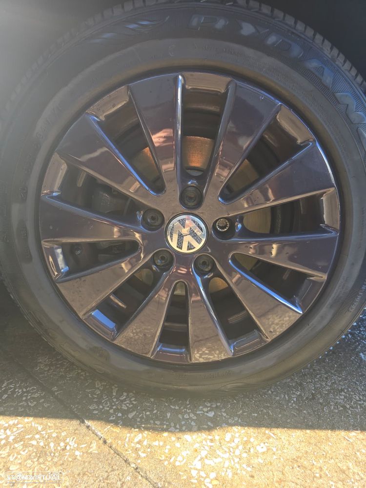 VW Passat 2.0 TDI Trendline BlueMotion - 15