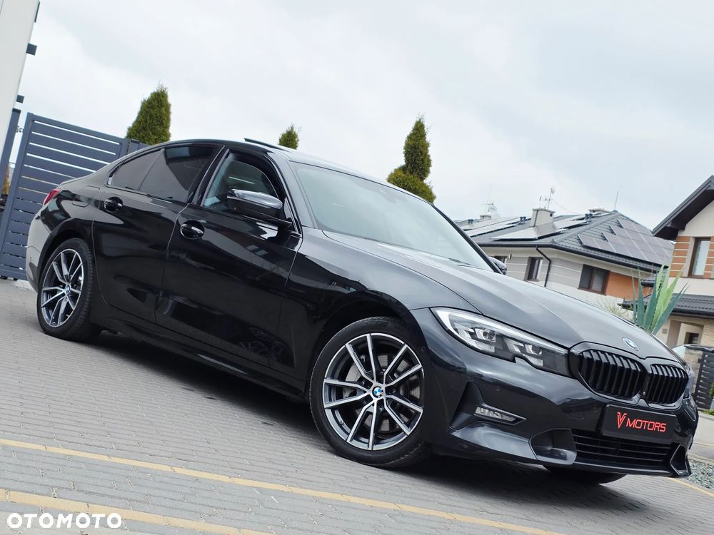 BMW Seria 3 330e Sport Line - 6
