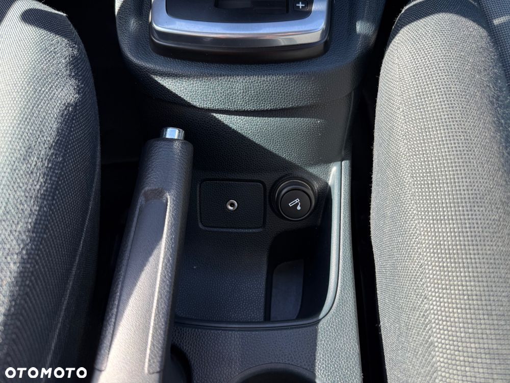 Ford Fiesta 1.4 Autom Ghia - 22