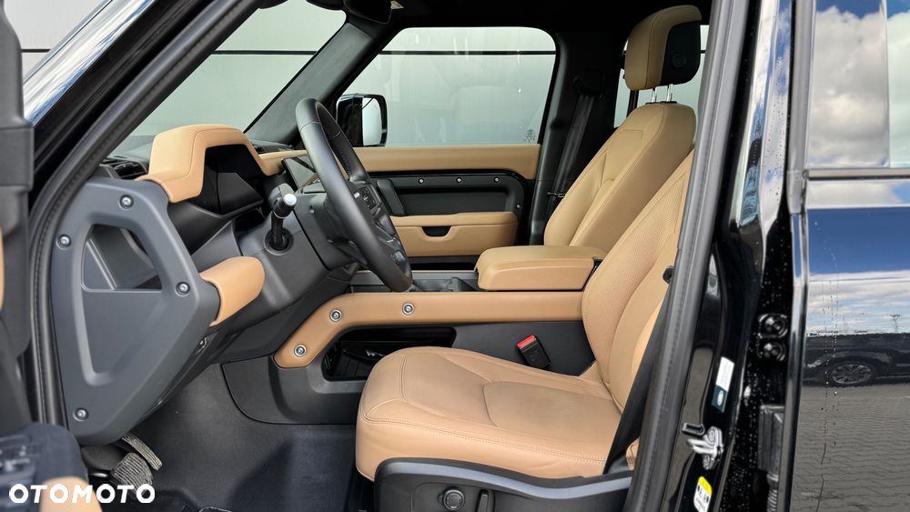Land Rover Defender 3.0 D250 mHEV X-Dynamic HSE - 7