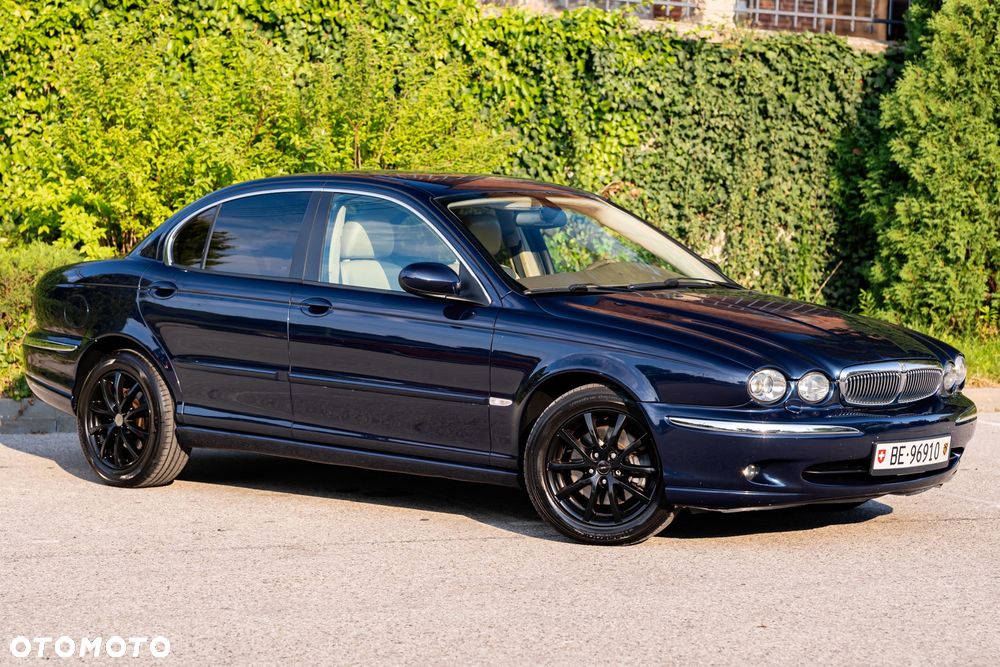 Jaguar X-Type 2.5 V6 4x4 Executive - 7