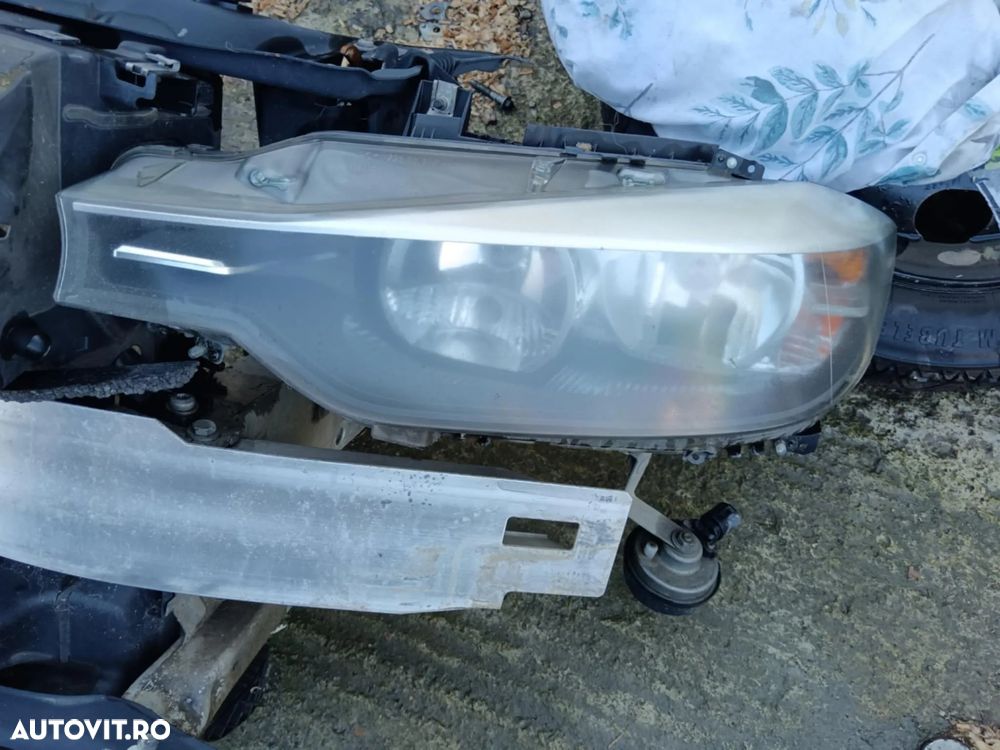 Far STANGA/ dreapta BMW Seria 3 F30 7259539,  7259540 - 3