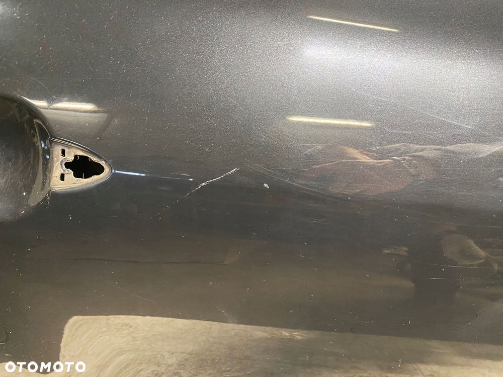 KIA VENGA DRZWI PRAWE PRAWY TYŁ TYLNE 9F - 4