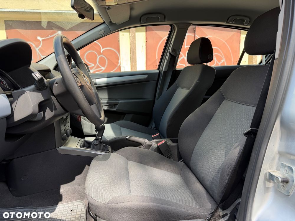 Opel Astra 1.6 Catch me - 20