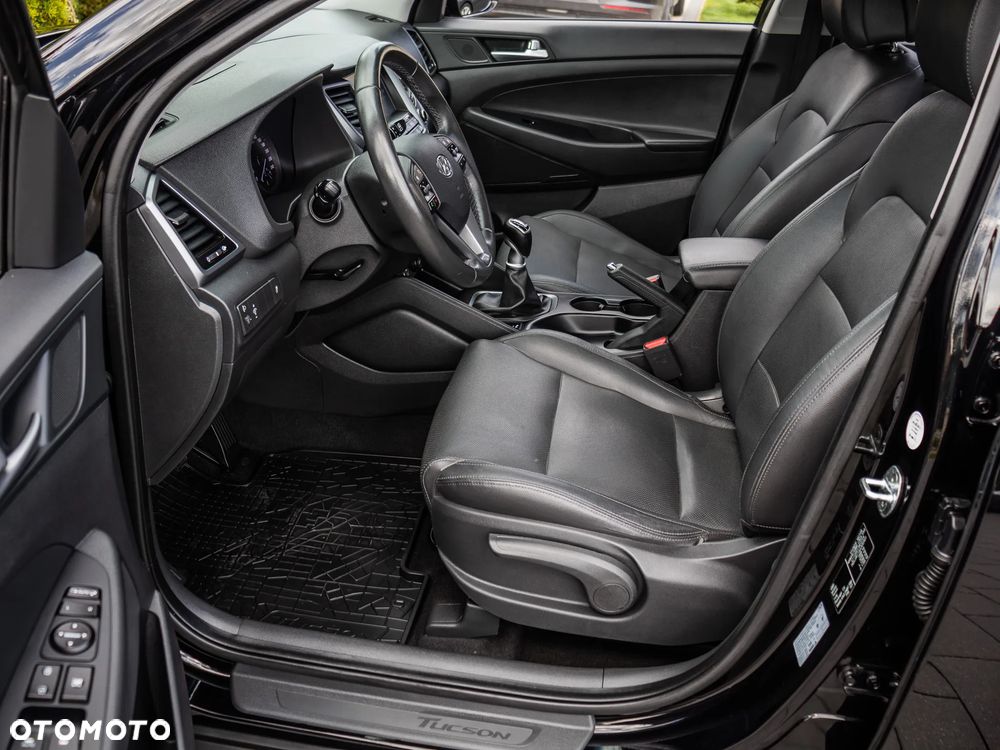 Hyundai Tucson blue 1.6 GDi 2WD Passion - 13