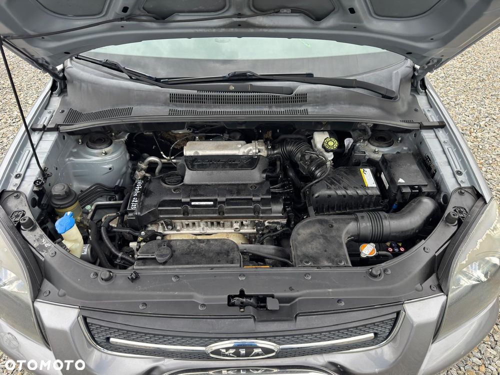 Kia Sportage 2.0 2WD Attract - 14