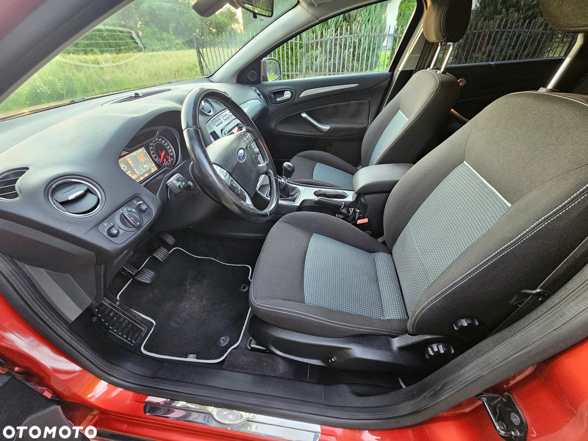 Ford Mondeo Turnier 2.0 TDCi Ambiente - 8