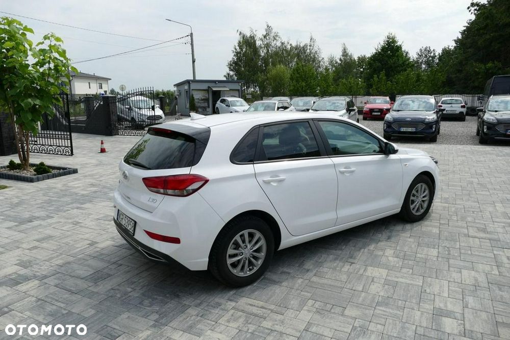 Hyundai i30 1.0 T-GDI Connect & Go - 5