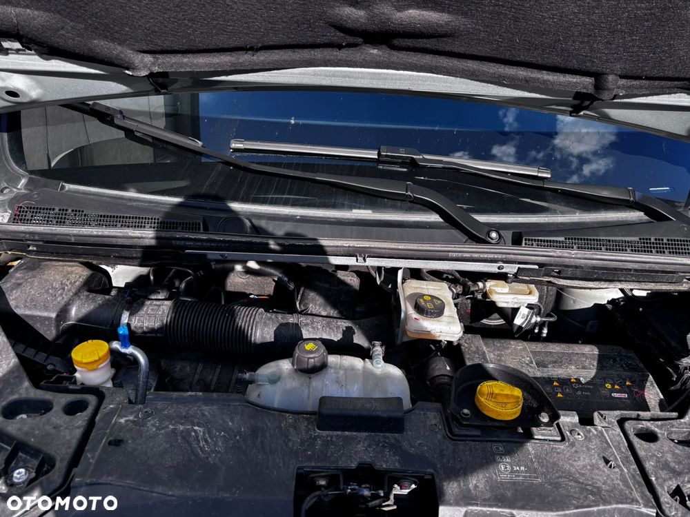 Renault Trafic - 15