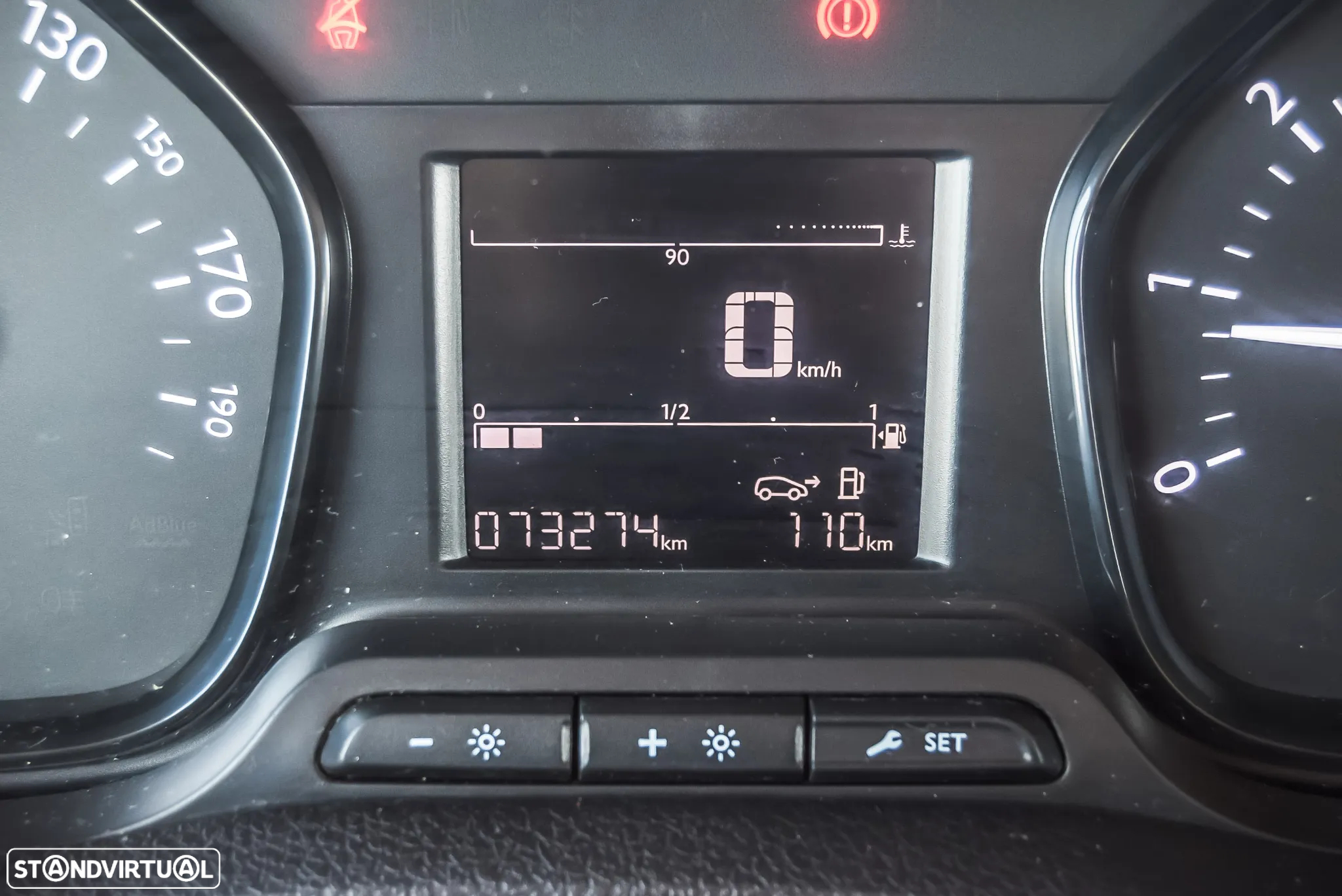 Opel Vivaro 1.5 CDTi L2H1 Essentia Inc - 21