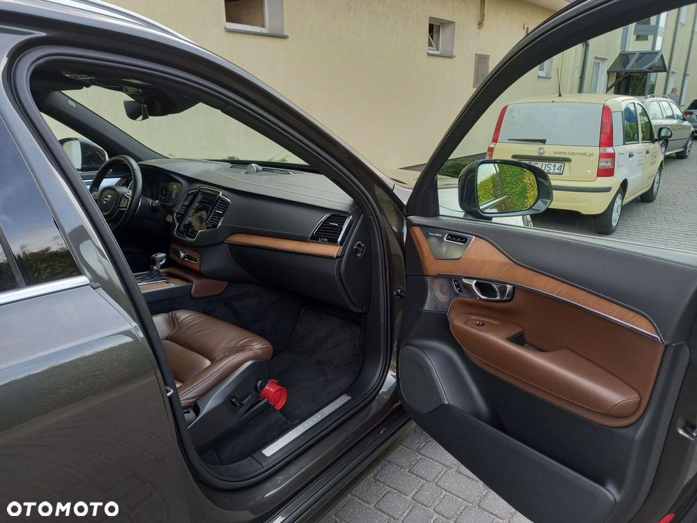Volvo XC 90 D5 AWD Inscription 7os - 20