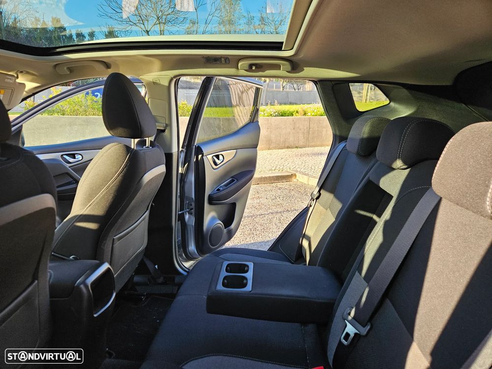 Nissan Qashqai 1.5 dCi N-Connecta Business - 10